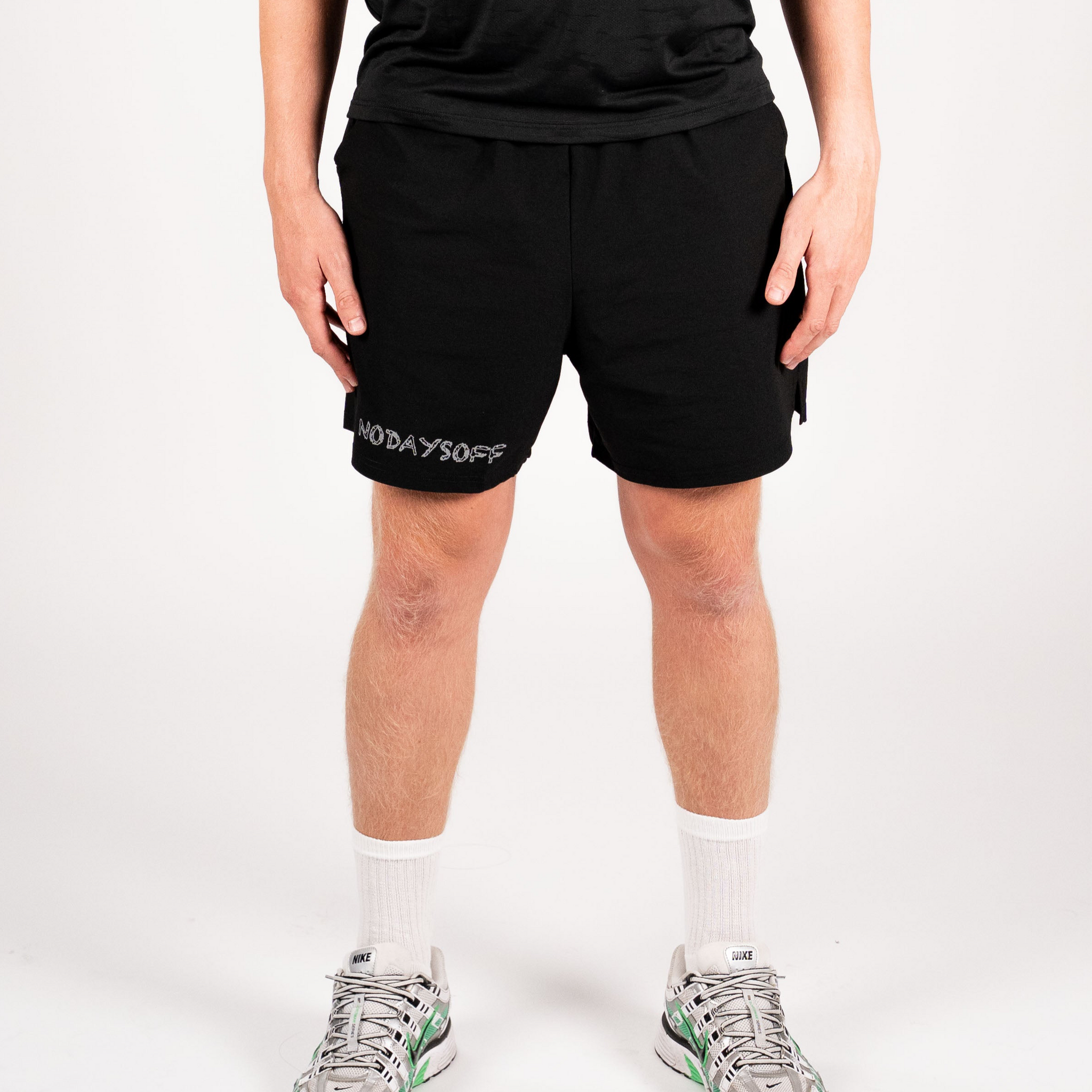 Core short - zwart